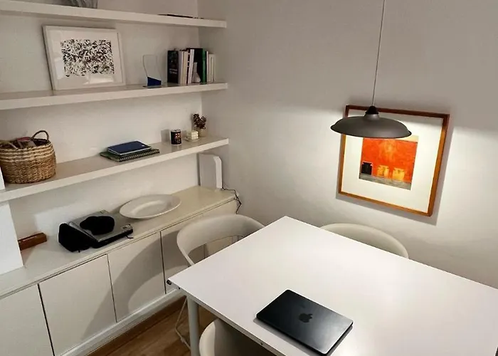 Calle De Comte Urgell