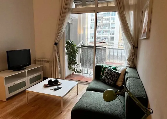 Calle De Comte Urgell *